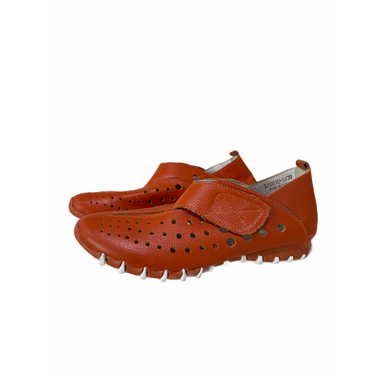 Flat Shoe-Slip In Closed Toe-Leather Material- By Litfoot